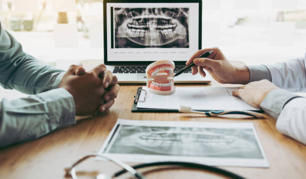 Best Dentist for Tooth Abscess  in Meyers, CA
